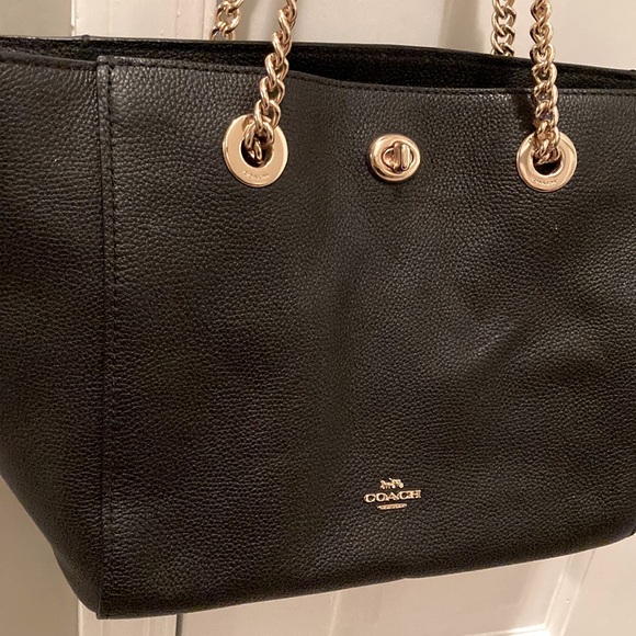 Coach Shoulder Bag- Black leather - Picture 2 of 4